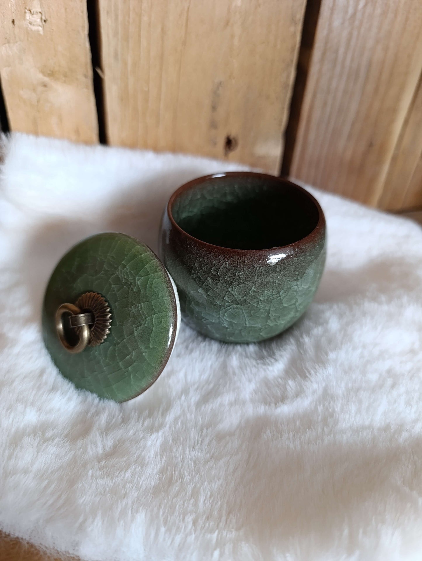 Keramische urn groen craquelé
