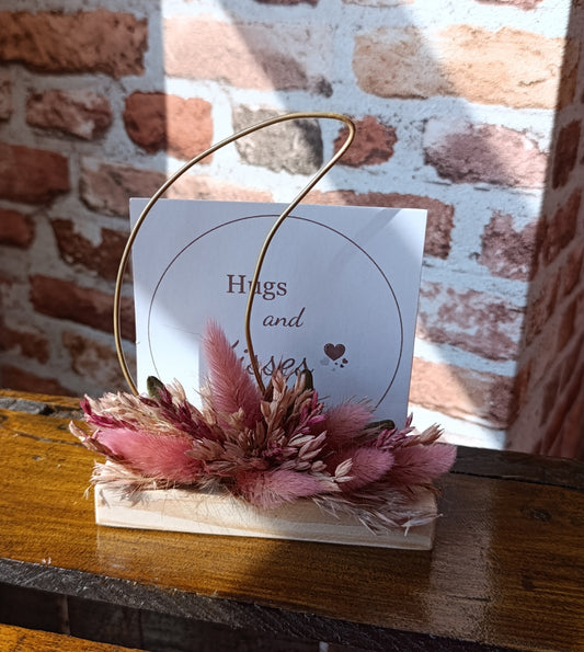 Flowerhoop maan met droogbloemen