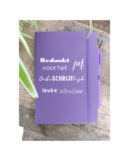 Gepersona- liseerd notitieboekje met pen