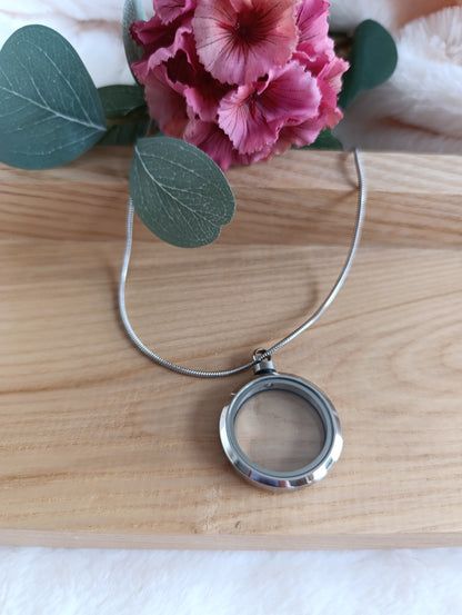 Memorial ketting ashouder rond glaasje